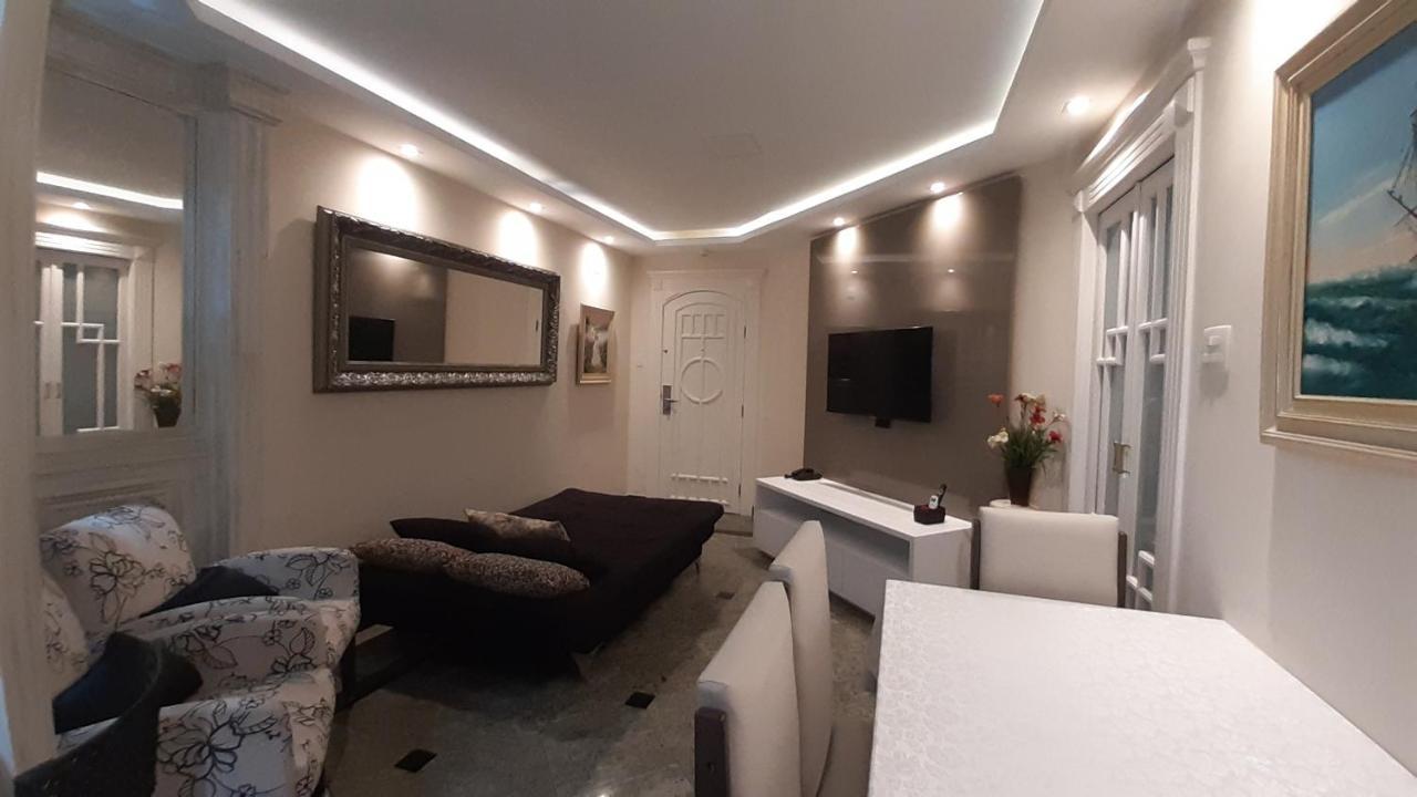 Lindo Flat No Edificio Cosmopolitan, Com Garagem E Piscina Apartamento Santos  Exterior foto